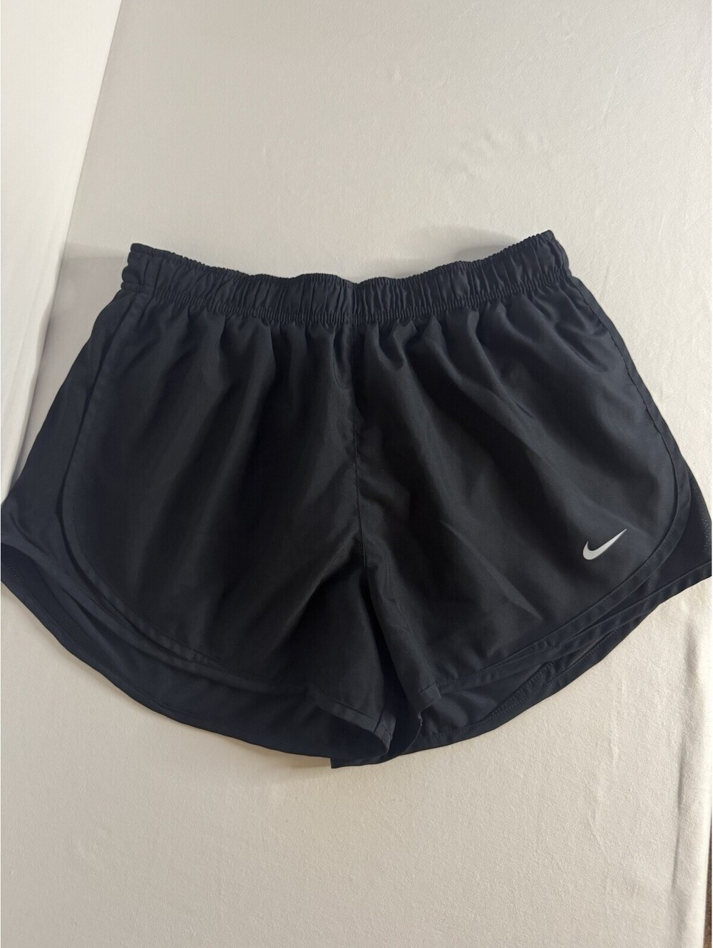 Nike Dri-FIT Womens Black Running Shorts Size L Regular Elastic Waist Logo